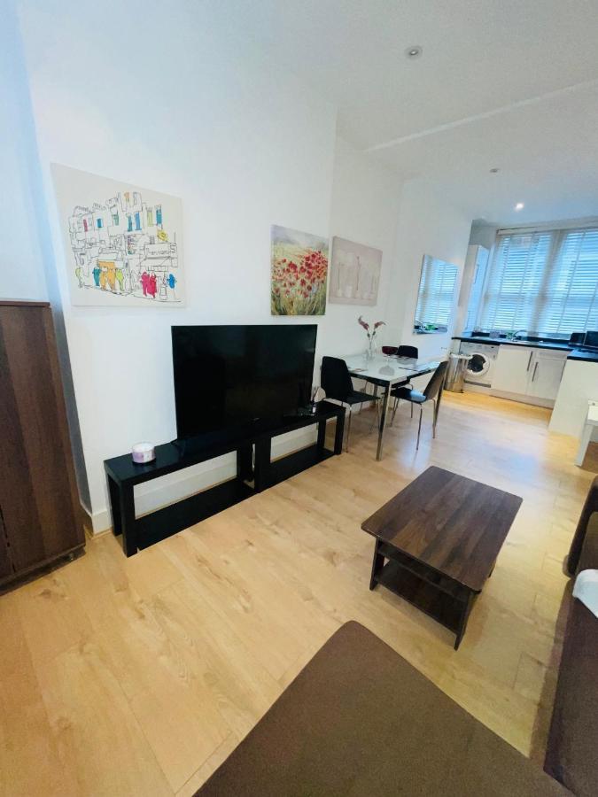 Amazing 2 Bedroom Apartment London Exterior photo